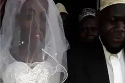 عروس دو هفته پس از ازدواج، مرد از آب در آمد!