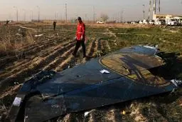 بازرسان کانادایی از محل سقوط هواپیمای اوکراینی در ایران بازدید کردند