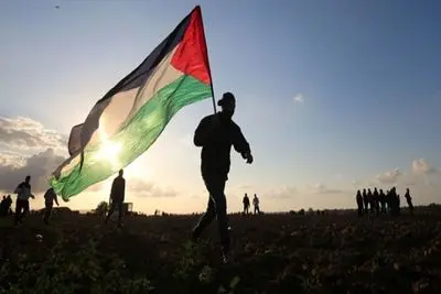 تصاویری دردناک از شکنجه یک فلسطینی توسط اسرائیلی‌ها