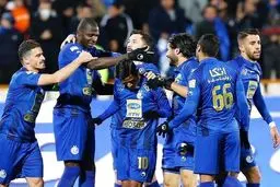 استقلال دور بازیکن خارجی را خط کشید