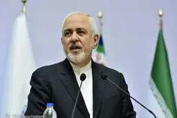 ظریف: در صورت ارسال پرونده ایران به شورای امنیت از NPT خارج می‌شویم