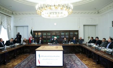 مردم باید از ارزانترین و کوتاه ترین مسیر، خدمات الکترونیکی را دریافت کنند