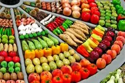 انتقاد مجری تلویزیون از قاچاق میوه‌های لاکچری ۸۰۰هزارتومانی و فروش آنها در تلگرام و اینستاگرام