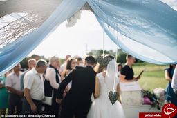 درخواست عجیب عروس از مهمانان مراسم عروسی!