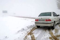 طبق اعلام سازمان راهداری و حمل و نقل جاده‌ای کشور؛ جاده‌های اصلی ۱۳ استان کشور درگیر برف و باران شدند