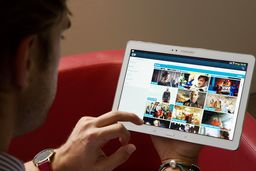 لایو اینستاگرام و پادکست مجوز می‌خواهد؟