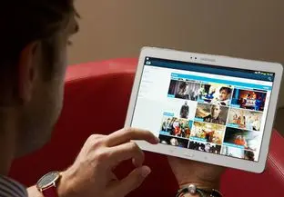 لایو اینستاگرام و پادکست مجوز می‌خواهد؟