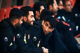 خداحافظی بیرانوند با بازیکنان پرسپولیس در رختکن