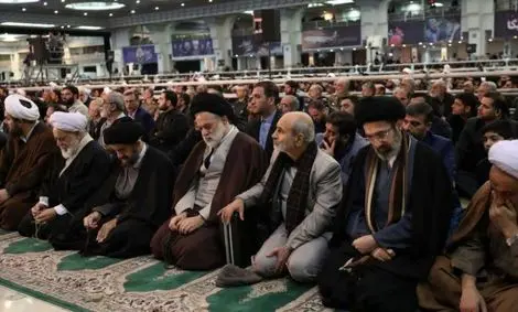 ماجرای حضور دکتر باقی در نماز جمعه تهران کنار رهبر انقلاب چه بود؟