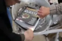 از ازدواج با جن تا آتش زدن کتاب پزشکی