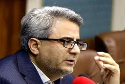 معاون گردشگری: بیمه راهنما تصویب شد/ از مالیات اضافه سفرهای خارجی خبری نیست