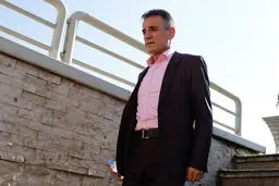 انصاری‌فرد: داور به بازیکنان ما کارت بی‌مورد داد