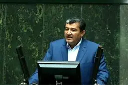دریافت حقوق ۷۰۰ میلیونی یکی از مدیران بانک تجارت!