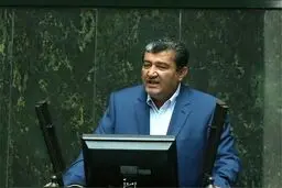 دریافت حقوق ۷۰۰ میلیونی یکی از مدیران بانک تجارت!