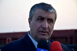 وزیر راه و شهرسازی: خلبان پرواز تهران- ماهشهر از کار تعلیق شد