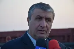 وزیر راه و شهرسازی: خلبان پرواز تهران- ماهشهر از کار تعلیق شد