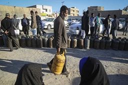 کمبود گاز در منطقه سیستان موجب نارضایتی مردم شده است