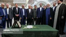 تجدید میثاق رییس جمهوری و اعضای هیات دولت با آرمان های امام راحل