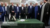 تجدید میثاق رییس جمهوری و اعضای هیات دولت با آرمان های امام راحل