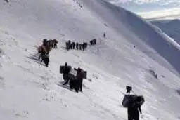 دو کولبر گمشده از مرزهای کشور خارج شدند