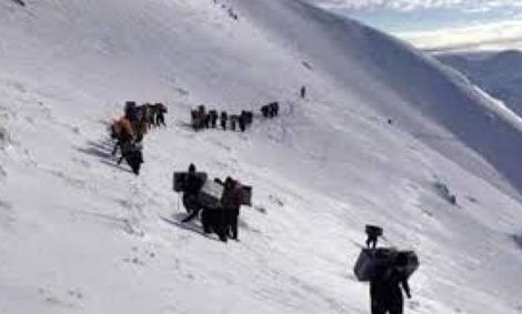 دو کولبر گمشده از مرزهای کشور خارج شدند