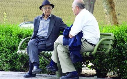 حداقل حقوق بازنشستگان ۲ میلیون و ۵۰۰ هزار تومان می‌شود؟/ زمان واریز عیدی مشخص شد