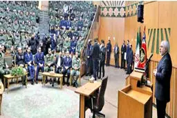 کسانی که مذاکرات را می کوبند نه من بلکه مردم را می کوبند