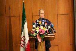 آقای تاج چه خبر از مربی نجیبت‌تان؟