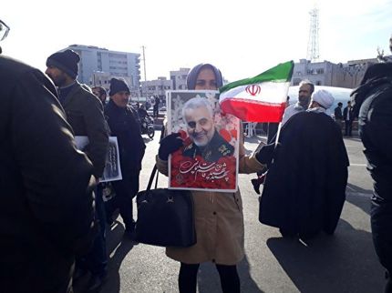 چهل‌ویک سال ایستادگی؛ حاشیه‌های راهپیمایی ۲۲ بهمن ۹۸ در تهران