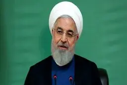 روحانی به جمع راهپیمایان یوم الله ۲۲ بهمن پیوست