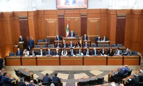 کابینه جدید لبنان رای اعتماد گرفت