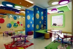 تبلیغات و برنامه‌های عجیب مهدکودک‌های لاکچری/ آموزش معماری و تحلیل ماکت برای کودکان ۵ ساله!