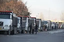 جولان کامیون ۵۰ ساله ۲۰۰ میلیون تومانی در جاده‌ها