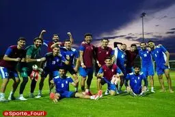 ارائه ویزای ساعتی به بازیکنان تیم ملی فوتبال نقض قوانین فیفا است /درباره حضور سردار آزمون باید تصمیم جمعی گرفته شود که نه سیخ بسوزد و نه کباب