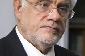 عارف: پیروزی ایران مرهون رهبری هوشمندانه آیت‌الله مجتبی خامنه‌ای و ایستادگی ملت