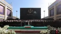 نماز میت بر پیکر رهبر شهید و ۴ تن از خانواده ایشان به امامت آیت‌الله سبحانی اقامه شد+ویدیو