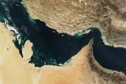 انسداد کامل تنگه هرمز