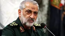دست تعرض به سمت رهبر انقلاب را قطع می‌کنیم