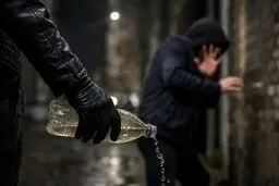 اسیدپاشی به برادر بر سر ارثیه خانه مادری در تهران/متهم دستگیر شد
