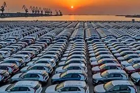تخلیه خودروهای وارداتی از انبارهای چابهار پس از حملات هوایی آمریکا