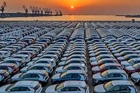 تخلیه خودروهای وارداتی از انبارهای چابهار پس از حملات هوایی آمریکا