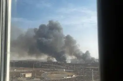 دود غلیظ در شهرستان پرند برای آتش نیزار است