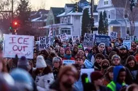 شهر مینیاپولیس آمریکا بار دیگر صحنه اعتراضات شد