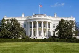 زلنسکی وارد کاخ سفید شد+ ویدیو