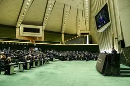 تذکر ۷۰ نماینده مجلس به وزیر ارتباطات: نظارت بر شبکه‌های اجتماعی کم است!