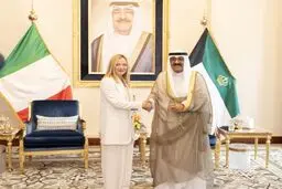 استقبال غیرمعمول امیر کویت از جورجیا ملونی در کویت