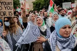 طنین سرود فلسطین در خیابان‌های برلین+ ویدیو