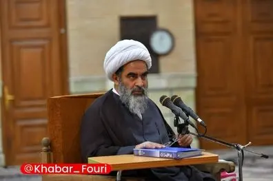 لنکرانی: وقتی اسلام در خطر است ما نباید به آن آقایی که اسلحه به دوش گرفته و به میدان آمده بگوییم نماز می‌خوانی یا نه؟ چه رسد به مساله حجاب