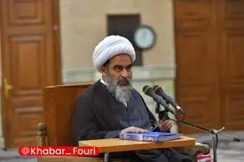 لنکرانی: وقتی اسلام در خطر است ما نباید به آن آقایی که اسلحه به دوش گرفته و به میدان آمده بگوییم نماز می‌خوانی یا نه؟ چه رسد به مساله حجاب