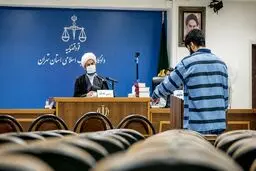 مجازات سنگین برای زن اسیدپاش تهرانی؛ ۱۵ سال حبس و پرداخت دیه